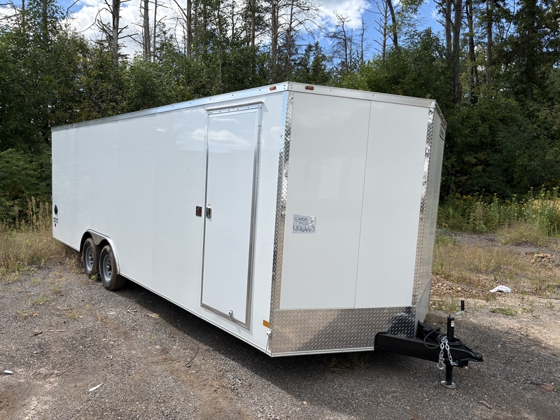 2026 Haulmark Passport Deluxe 8.5'x24' Car Hauler